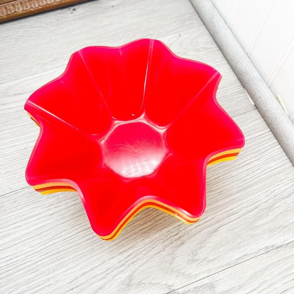 Vintage Tupperware Wavy Bowl Set: 80s-90s Plastic Chip Bowls‎